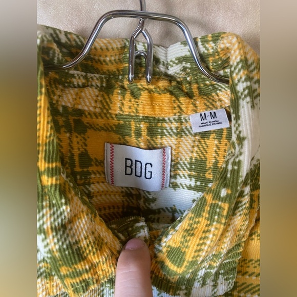 BDG Urban Outfitters Yellow and Green Plaid Corduroy Button-Up Shirt Casual - Picture 2 of 6